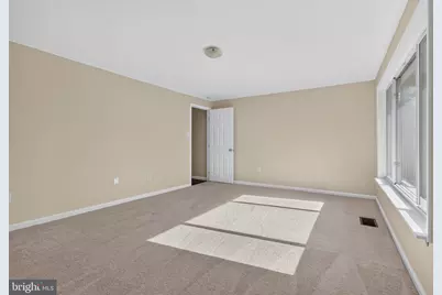 19555 Brassie Place, Montgomery Village, MD 20886 - Photo 16