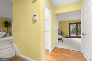 15136 Winesap Dr, North Potomac, MD 20878 - Photo 4