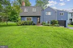 213 Piping Rock Dr, Silver Spring, MD 20905 - Photo 2