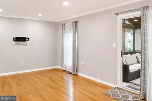 19810 Filbert Dr, Gaithersburg, MD 20879 - Photo 4