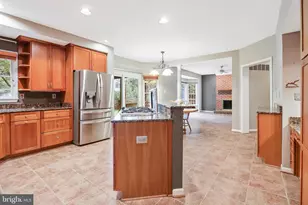 15804 Seurat Dr, North Potomac, MD 20878 - Photo 14