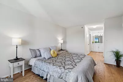 15115 Interlachen Drive #3-901, Silver Spring, MD 20906 - Photo 12