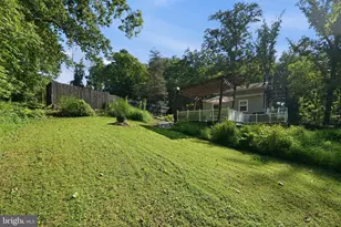 8214 Hawkins Creamery Rd, Gaithersburg, MD 20882 - Photo 34