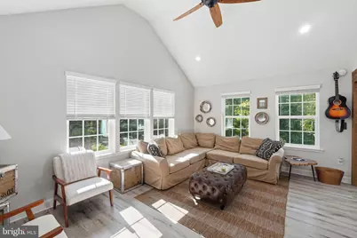 8214 Hawkins Creamery Road, Gaithersburg, MD 20882 - Photo 18