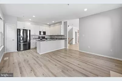 111 Longpoint Way, Gaithersburg, MD 20878 - Photo 10