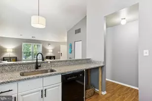 13348 Neerwinder Pl, Germantown, MD 20874 - Photo 8