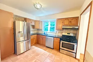 5808 Greentree Rd, Bethesda, MD 20817 - Photo 8