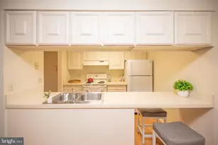 3632 Gleneagles, Silver Spring, MD 20906 - Photo 6
