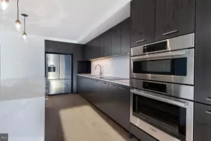4710 Elm St, Bethesda, MD 20814 - Photo 6