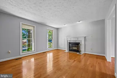 20928 Scottsbury Drive, Germantown, MD 20876 - Photo 4