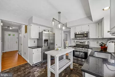 20928 Scottsbury Drive, Germantown, MD 20876 - Photo 8