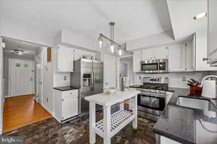 20928 Scottsbury Dr, Germantown, MD 20876 - Photo 8