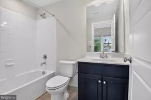 5138 Longstone Way, North Bethesda, MD 20852 - Photo 6