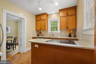 820 Davis Ave, Takoma Park, MD 20912 - Photo 10