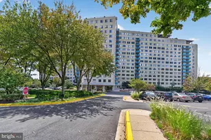 10500 Rockville Pik, Rockville, MD 20852 - Photo 30