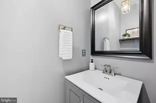 23925 Catawba Hill Dr, Clarksburg, MD 20871 - Photo 12