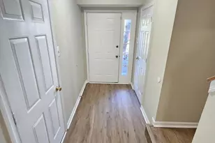 17917 Cottonwood Terrace, Gaithersburg, MD 20877 - Photo 2