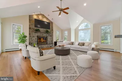13200 Foxden Drive, Rockville, MD 20850 - Photo 2