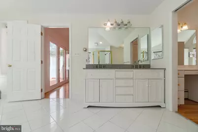 13200 Foxden Drive, Rockville, MD 20850 - Photo 20