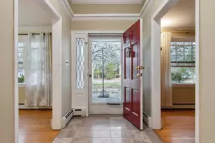 13200 Foxden Dr, Rockville, MD 20850 - Photo 8