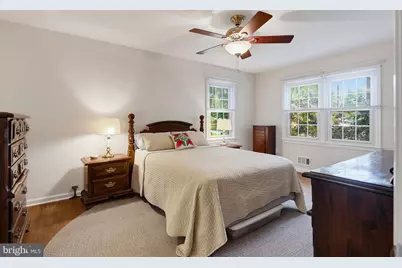 28720 Greenberry Drive, Gaithersburg, MD 20882 - Photo 18