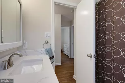 28720 Greenberry Drive, Gaithersburg, MD 20882 - Photo 32