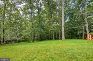 28720 Greenberry Dr, Gaithersburg, MD 20882 - Photo 40