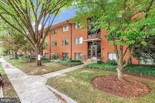 10216 Rockville Pike, Rockville, MD 20852 - Photo 2