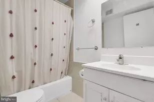 10216 Rockville Pike, Rockville, MD 20852 - Photo 10