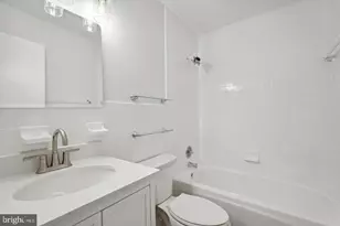 10855 Deborah Dr, Potomac, MD 20854 - Photo 10