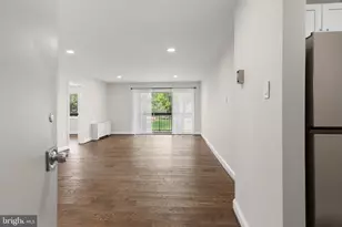 7400 Lakeview Dr, Bethesda, MD 20817 - Photo 2