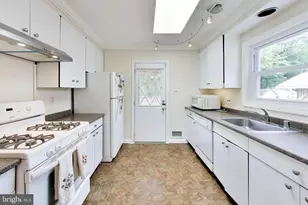 3951 Wendy Ln, Silver Spring, MD 20906 - Photo 12