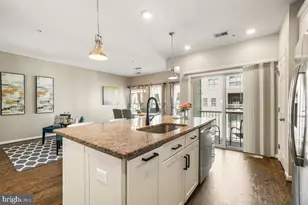 121 Copley Cir, Gaithersburg, MD 20878 - Photo 18