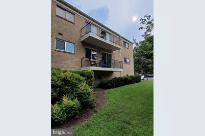 10630 Montrose Avenue #104, Bethesda, MD 20814 - Photo 2