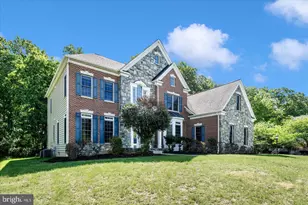 7011 Cypress Hill Dr, Gaithersburg, MD 20879 - Photo 2