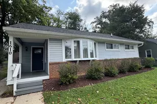 1610 Burris Rd, Rockville, MD 20851 - Photo 2