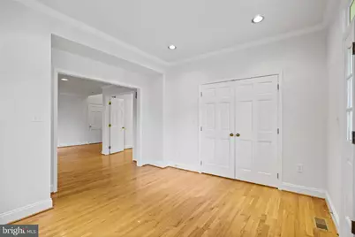 10810 Burbank, Potomac, MD 20854 - Photo 6