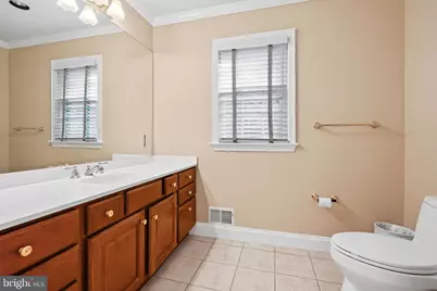 10810 Burbank, Potomac, MD 20854 - Photo 28