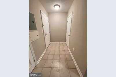 11710 Old Georgetown Road #802, Rockville, MD 20852 - Photo 2