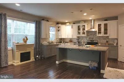 208 Bryan Avenue, Gaithersburg, MD 20877 - Photo 12