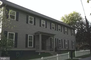 208 Bryan Ave, Gaithersburg, MD 20877 - Photo 2