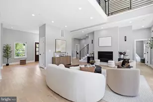 7121 W Greenvale Pkwy, Chevy Chase, MD 20815 - Photo 6