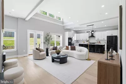 7121 W Greenvale Parkway, Chevy Chase, MD 20815 - Photo 4
