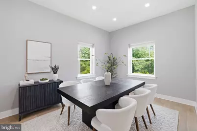 7121 W Greenvale Parkway, Chevy Chase, MD 20815 - Photo 12