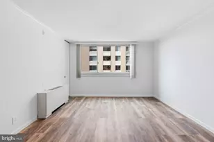 4601 N Park Ave, Chevy Chase, MD 20815 - Photo 24