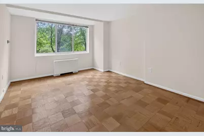 10401 Grosvenor Place #406, Rockville, MD 20852 - Photo 10