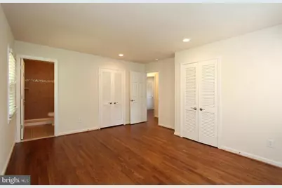 6915 Wilson Lane, Bethesda, MD 20817 - Photo 10