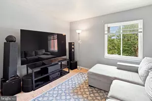 402 Girard St, Gaithersburg, MD 20877 - Photo 12
