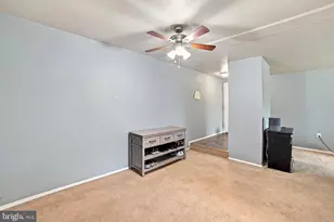 402 Girard St, Gaithersburg, MD 20877 - Photo 8