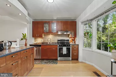24 Goodport Lane, Gaithersburg, MD 20878 - Photo 2